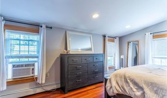 3642 Pawtucket Ave, East Providence, RI 02915