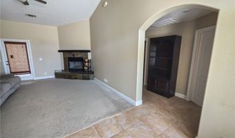 9696 Milpas Dr, Apple Valley, CA 92308