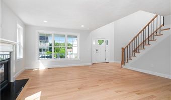 52 Governor St, Cumberland, RI 02864