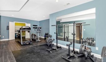 13311 DREWS Ln, Potomac, MD 20854