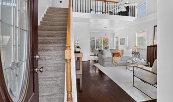 330 Gullwing Ct, Alpharetta, GA 30009