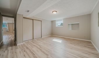 5135 Fairlane Rd, Columbus, OH 43207