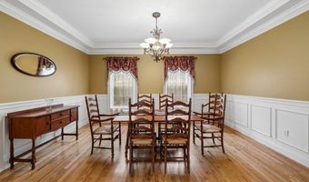 5 Millstone Ter, Bedford, NH 03110