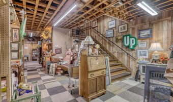 1041 Military Ave, Baxter Springs, KS 66713