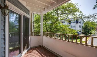 7707 LAFAYETTE FOREST Dr 21, Annandale, VA 22003