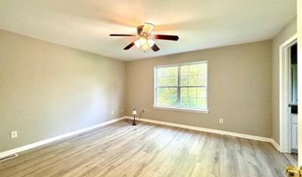 27 Oyster Bay, Absecon, NJ 08201