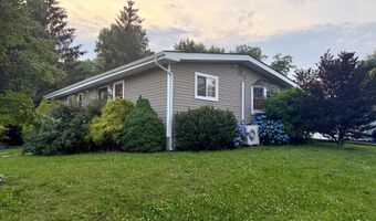 167 Brookside Dr, Belford, NJ 07718