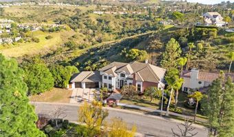 7460 E Hummingbird Cir, Anaheim, CA 92808