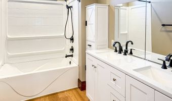 326 S 8th St, Albion, NE 68620