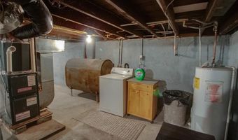 2828 Residence St, Alton, IL 62002