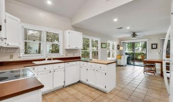 232 White Oaks Cir, Bluffton, SC 29910