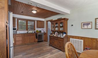 1315 E Church St, Aurora, MO 65605