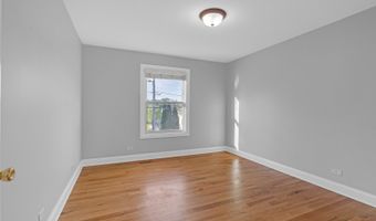 270 E Armitage Ave, Addison, IL 60101