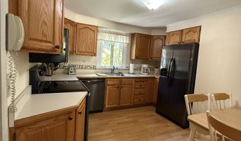 125 Curve Hill Rd, Cheshire, CT 06410