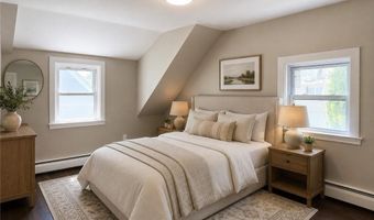 77 Ash St, Lincoln, RI 02865