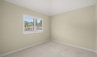 405 S Laureltree Dr, Anaheim, CA 92808
