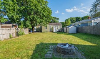 3 Luther St, Johnston, RI 02919