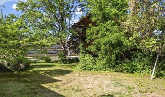 115 W GLOUCESTER Pike, Barrington, NJ 08007