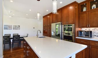 29302 Laro Dr, Agoura Hills, CA 91301