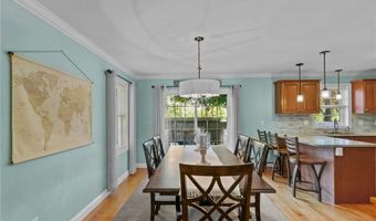 55 Vine St, East Greenwich, RI 02818