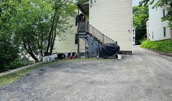 8 Mount St, Barre, VT 05641