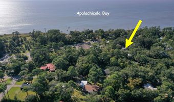 11 Shadow Ln, Apalachicola, FL 32320
