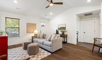 6 Bonhill Ln, Bella Vista, AR 72715
