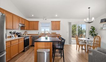 13710 W 12 Ave, Airway Heights, WA 99001