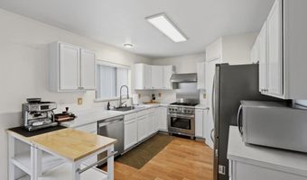 8510 Atkins Pl, Anchorage, AK 99507