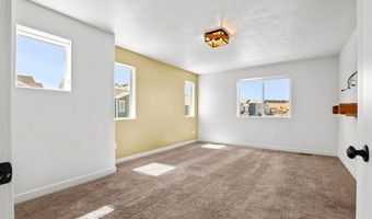 1242 W SADDLEBRED Way, Bluffdale, UT 84065