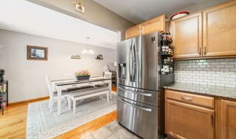 410 Emmett St 93, Bristol, CT 06010