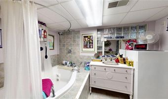 1015 W William St, Albert Lea, MN 56007