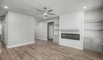 6801 SW Orange Ave, Bentonville, AR 72713