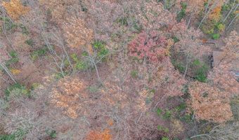 44 Mombert Dr, Ballwin, MO 63021