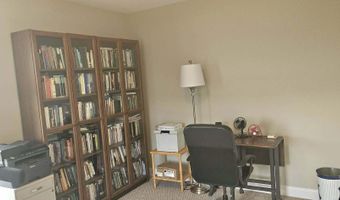 93 Streamside Ln, Bangor, ME 04401