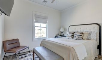 9405 Wahoo Ln, Abbeville, LA 70510