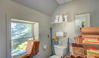 3214 Post Rd, Warwick, RI 02886