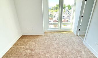 33 LOWER SERVICE Ct NW, Washington, DC 20001
