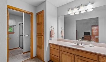 13 Oakham Cir, Bella Vista, AR 72715