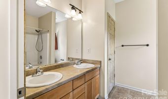 649 Raphael Pl, Charlotte, NC 28205
