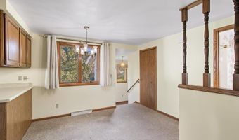 118 Main St, Arlington, WI 53911