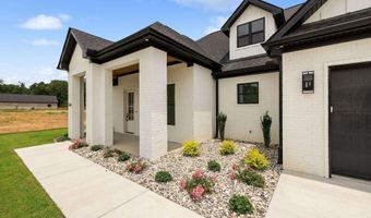 7044 Star Dust Ln, Alexander, AR 72002