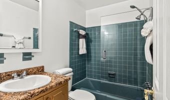 7052 WARDELL St, Annandale, VA 22003