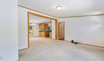 98 Hurricane Rd, Belmont, NH 03220