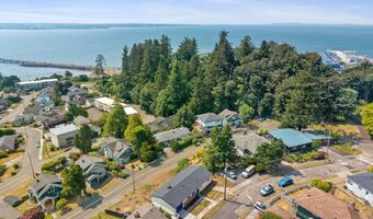 416 CHINOOK Ave, Astoria, OR 97103