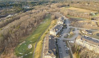 3 Longview Dr 305, Atkinson, NH 03811