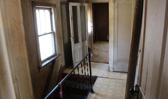 109 Evergreen Dr, Bennington, VT 05201