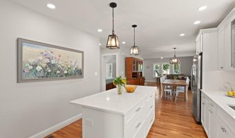 86 Chandler St 86, Arlington, MA 02474