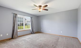 89 Cardinal Ave, Atkins, IA 52206