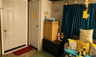 10 Woodridge Dr, Burrillville, RI 02839